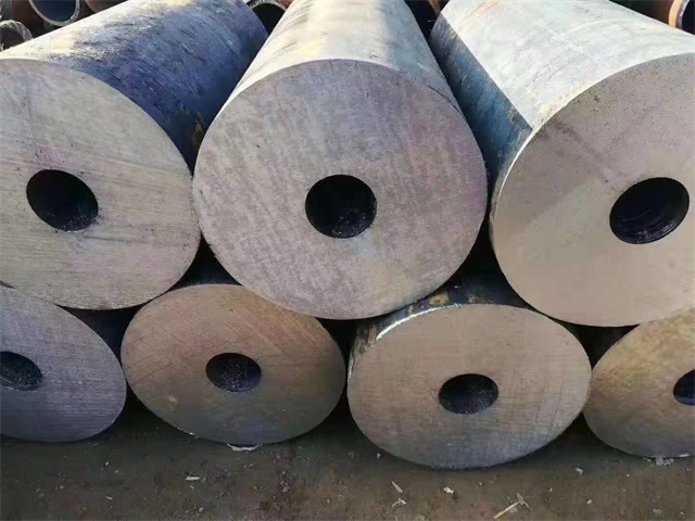 鄂尔多斯厚壁热轧无缝钢管