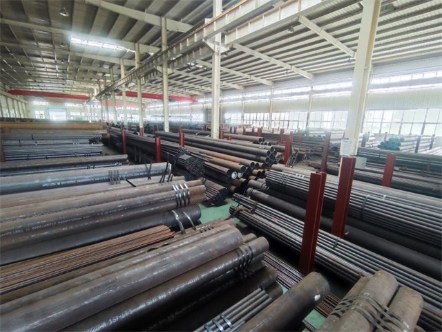 鄂尔多斯15CrMoG高压锅炉用无缝钢管